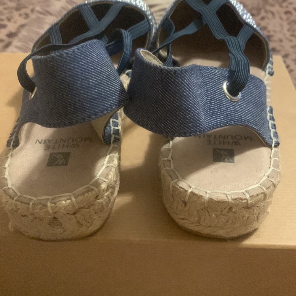 White mountain size 6 blue denim espadrilles - Picture 5 of 14
